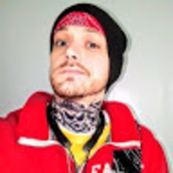 Meet your Posher, Kyle - Picture 1 of 1